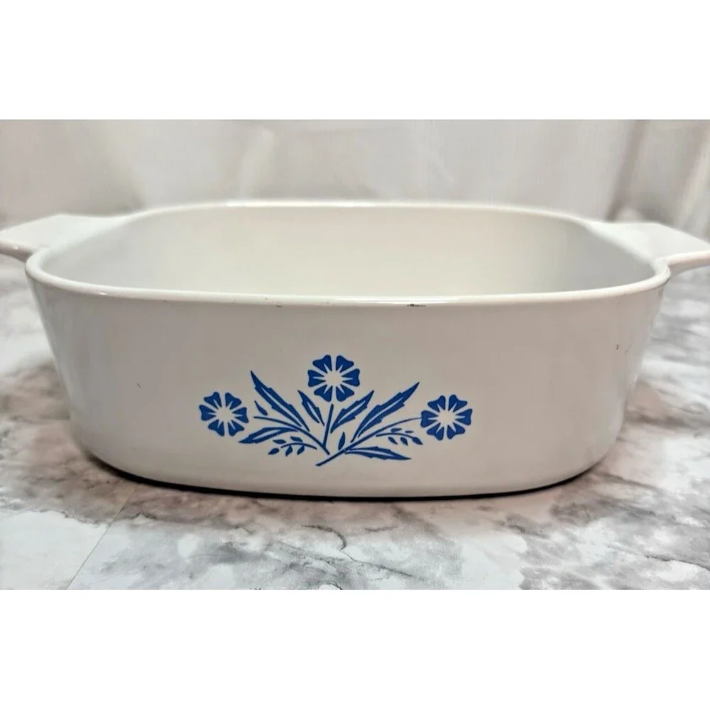 Corning Ware Cornflower Blue Casserole Dish A-2-B  2 Quart Vintage Oven